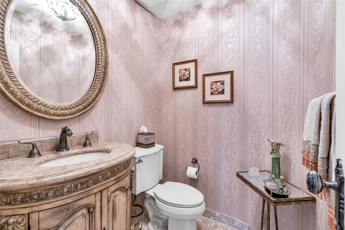 Bathroom, Interior