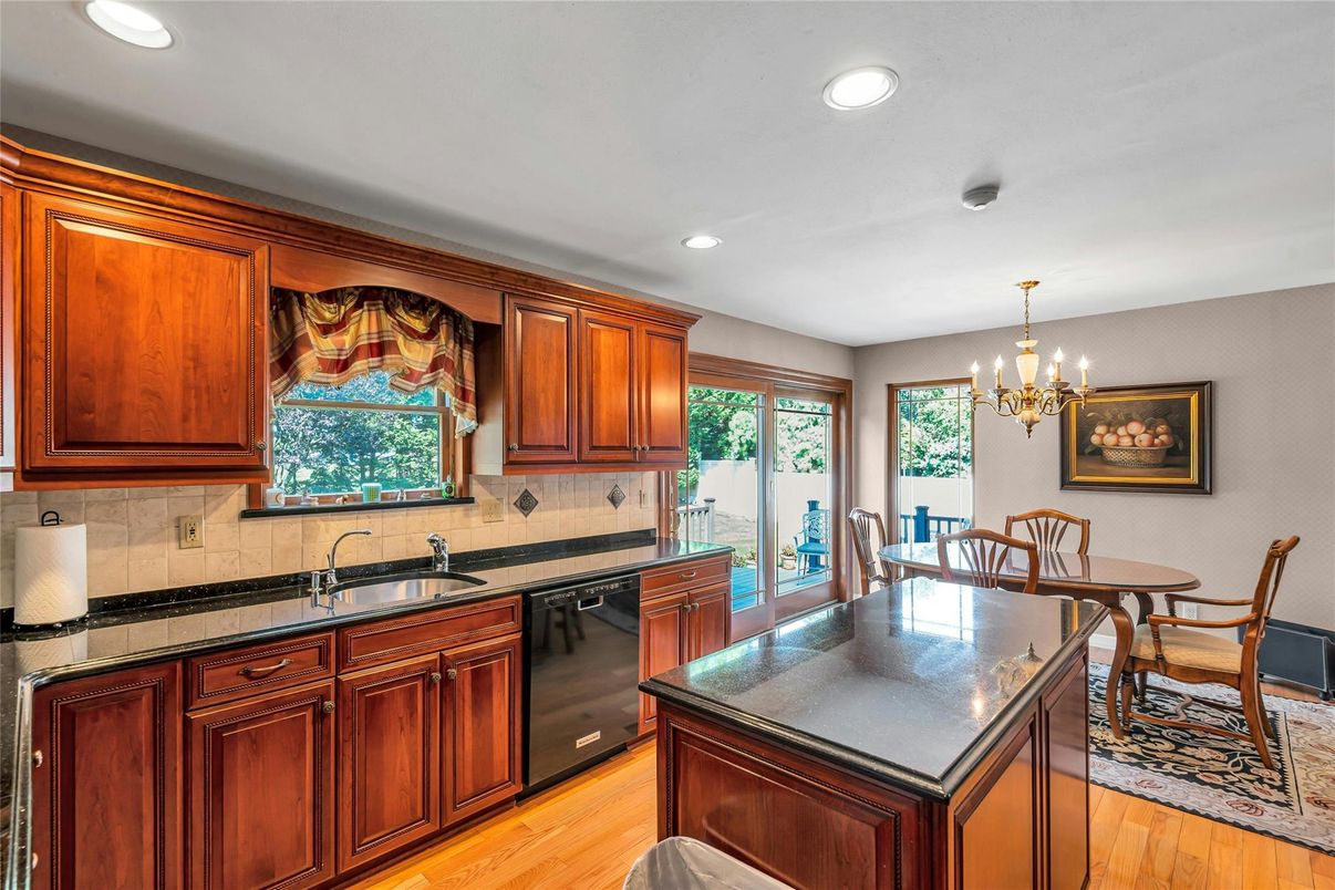 Chandelier, Dining room, Interior, Kitchen, Recessed Lighting, Wood Texture Flooring