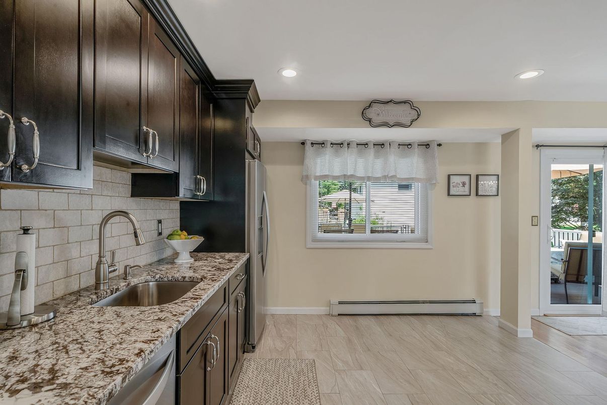 Interior, Kitchen, Recessed Lighting