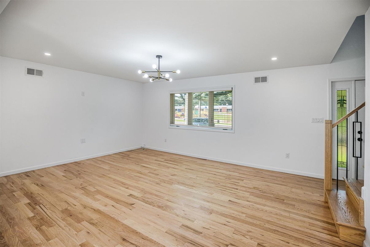 Empty room, Interior, Pendant Lights, Recessed Lighting, Wood Texture Flooring