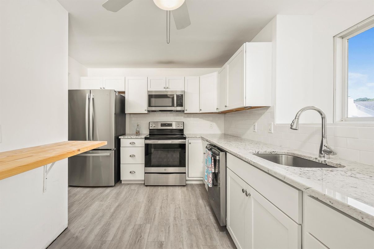 Interior, Kitchen, Stainless Steel Appliances, Wood Texture Flooring