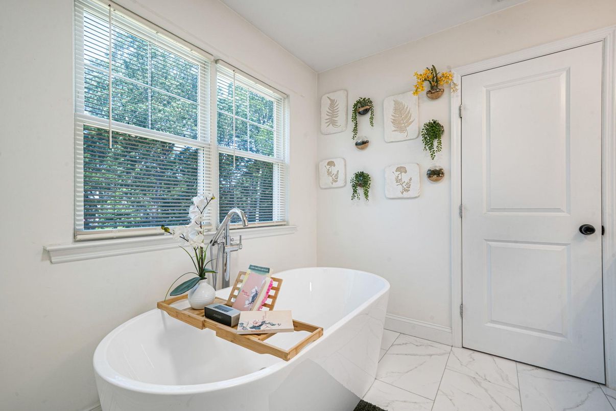Bathroom, Free Standing Baths, Interior, Marble
