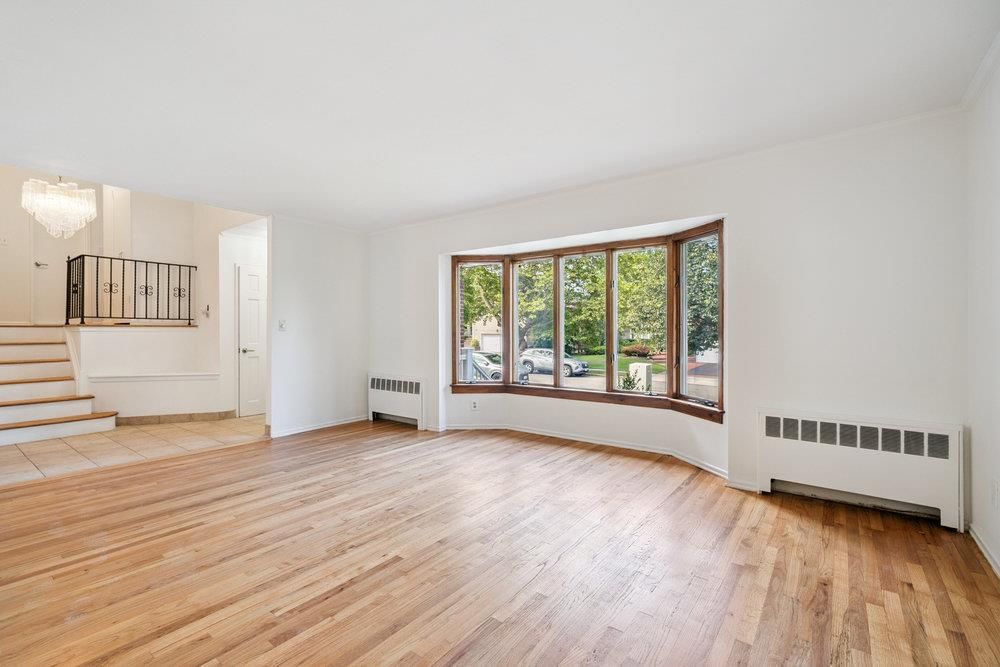 Chandelier, Empty room, Interior, Wood Texture Flooring