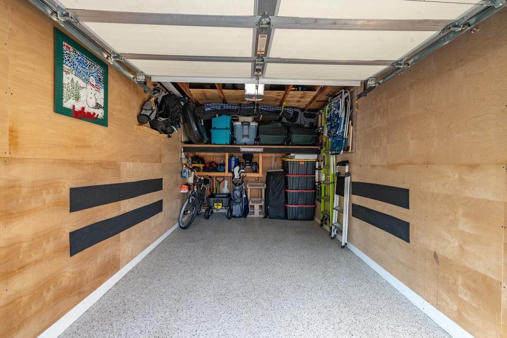 Garage, Interior, Wooden Walls