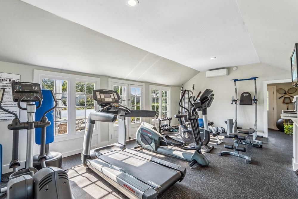 Fitness Equipment, Interior, Recessed Lighting