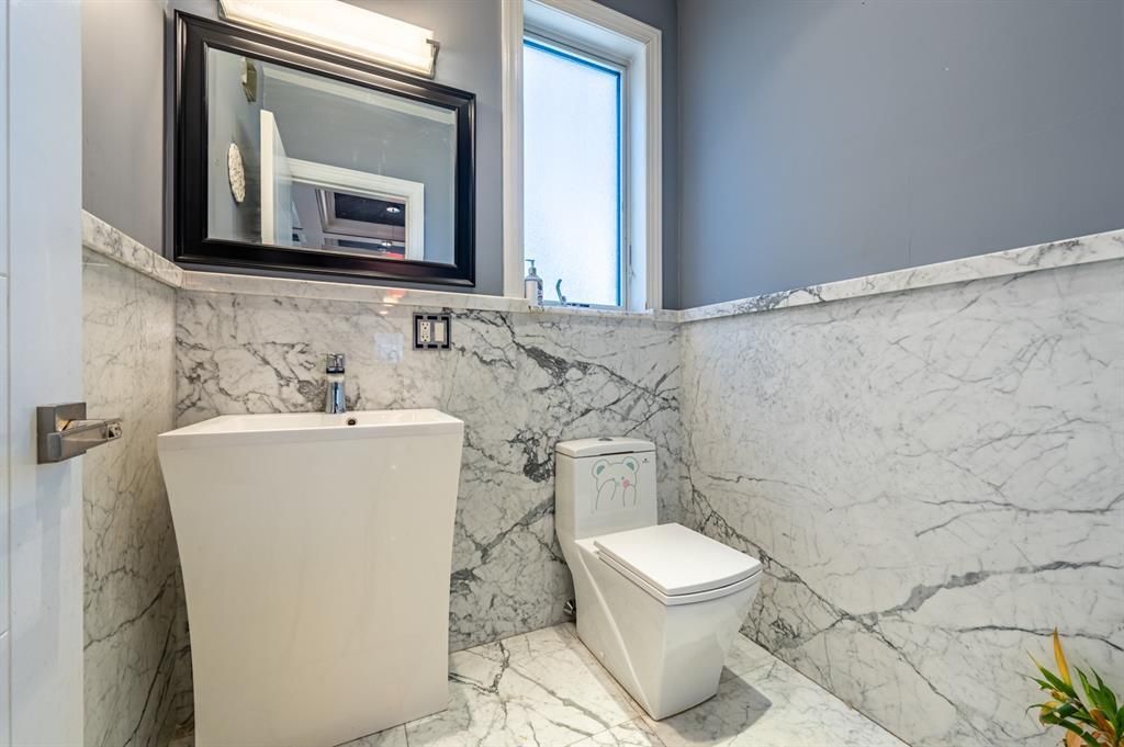Bathroom, Interior, Marble, Marble Walls