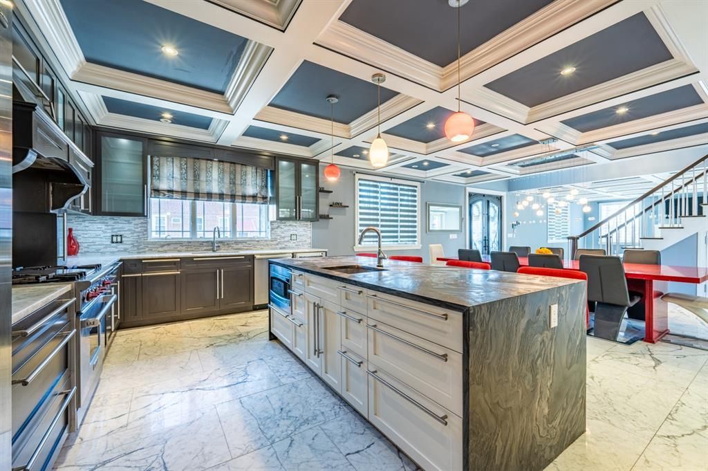 Dining room, Interior, Kitchen, Marble, Pendant Lights, Recessed Lighting, Stainless Steel Appliances