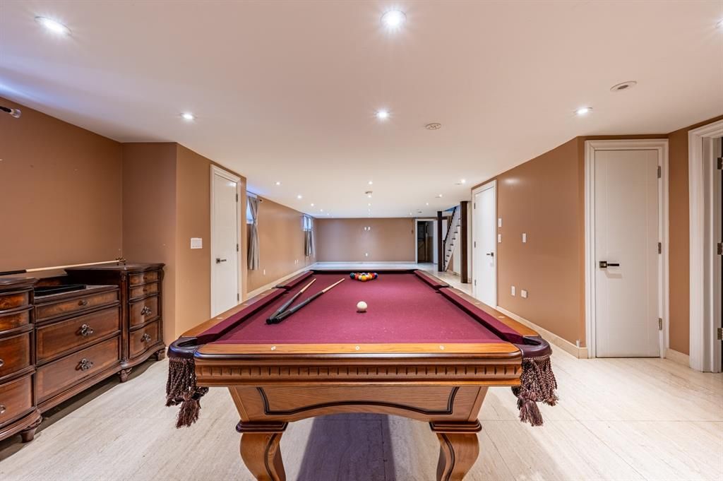 Billiard Table, Game Room, Interior, Recessed Lighting, Wood Texture Flooring