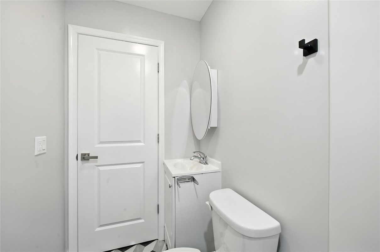 Bathroom, Interior
