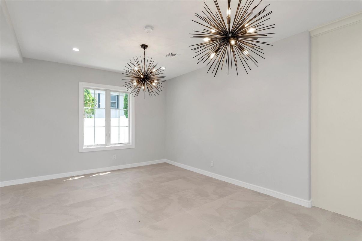 Empty room, Interior, Pendant Lights, Recessed Lighting