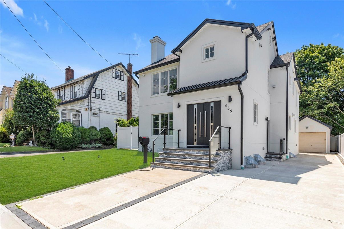 Detached Garage, Exterior, Facade, Farmhouse