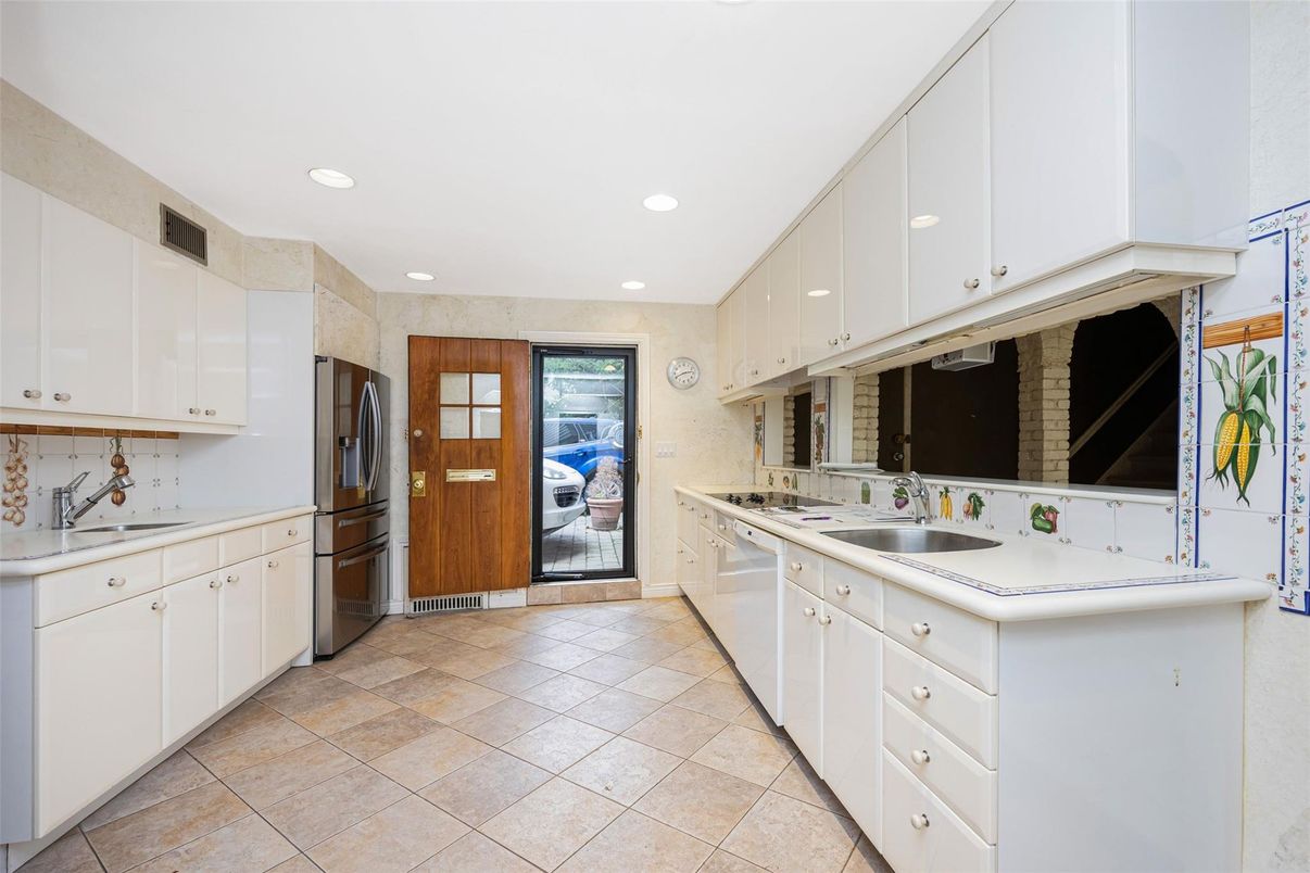 Interior, Kitchen, Recessed Lighting