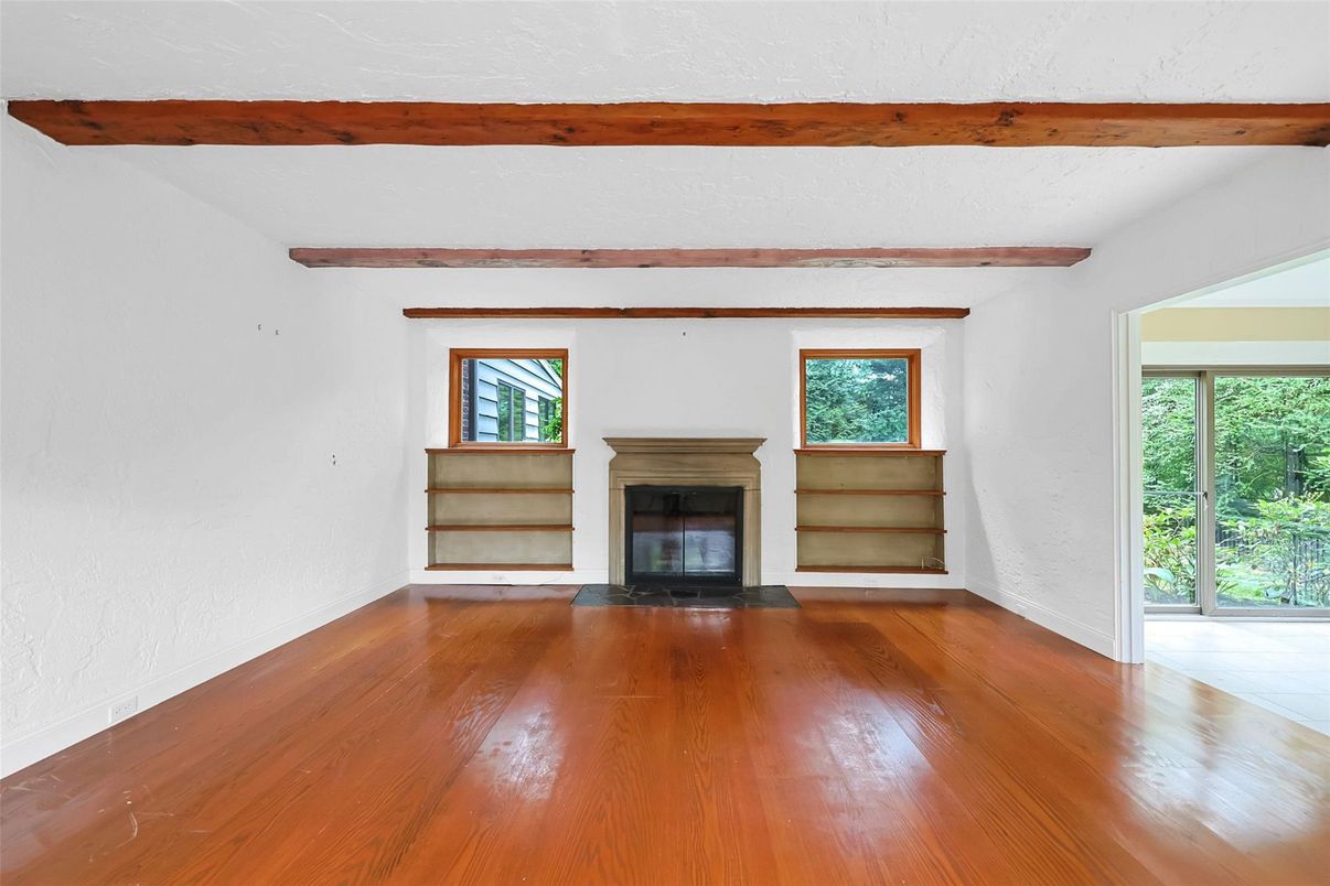 Empty room, Fireplace, Interior, Wooden Beams, Wood Texture Flooring