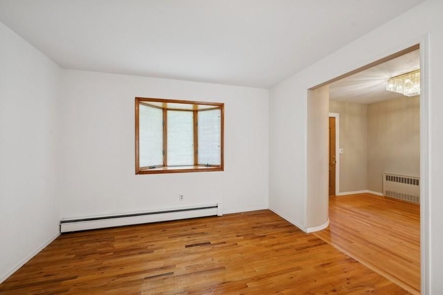 Chandelier, Empty room, Interior, Wood Texture Flooring