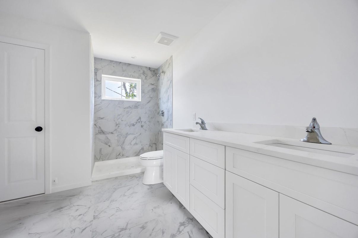 Bathroom, Dual Sink Vanities, Interior, Marble, Marble Walls