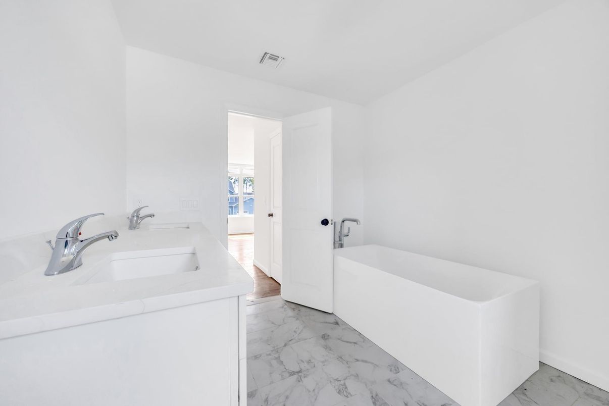 Bathroom, Dual Sink Vanities, Interior, Marble