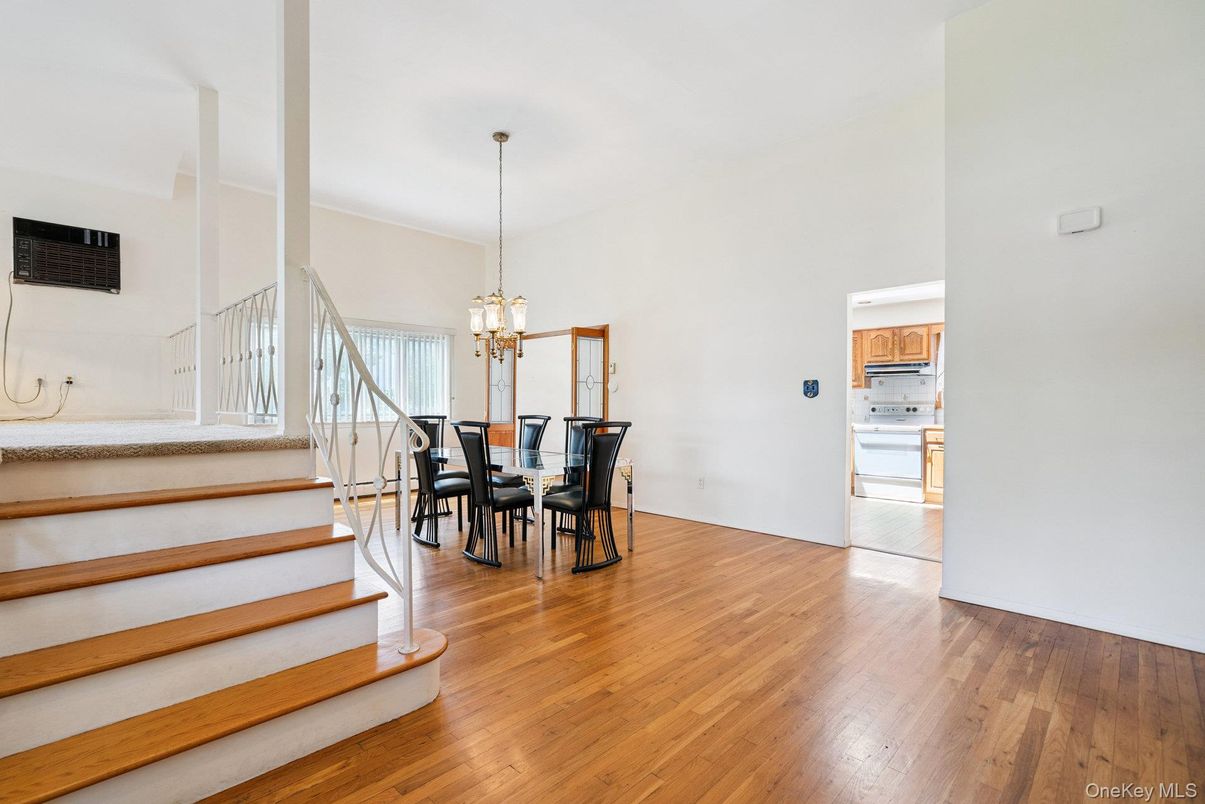Chandelier, Dining room, Interior, Kitchen, Pendant Lights, Wood Texture Flooring