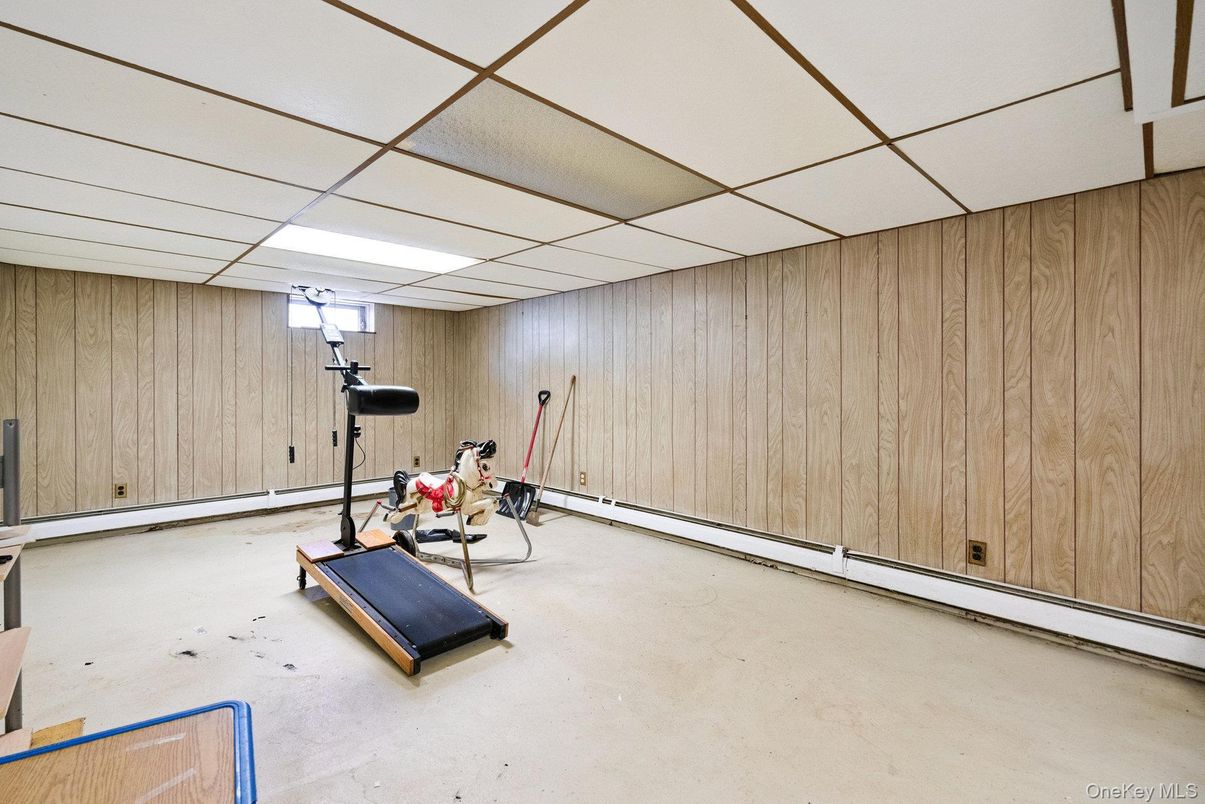 Fitness Equipment, Interior, Wooden Walls