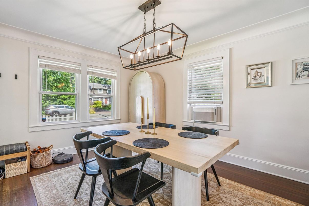 Chandelier, Dining room, Interior, Pendant Lights, Wood Texture Flooring