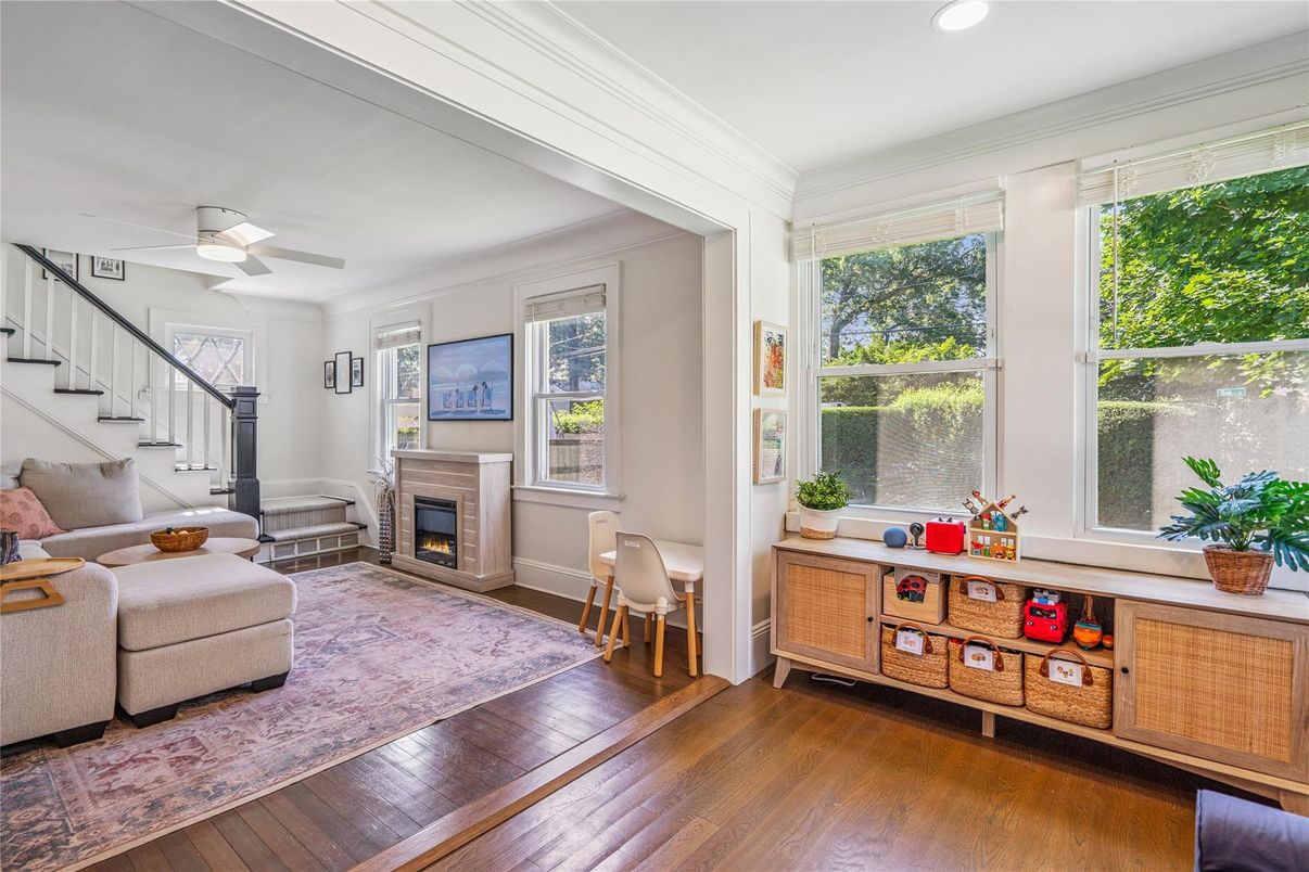 Fireplace, Interior, Living room, Recessed Lighting, Wood Texture Flooring