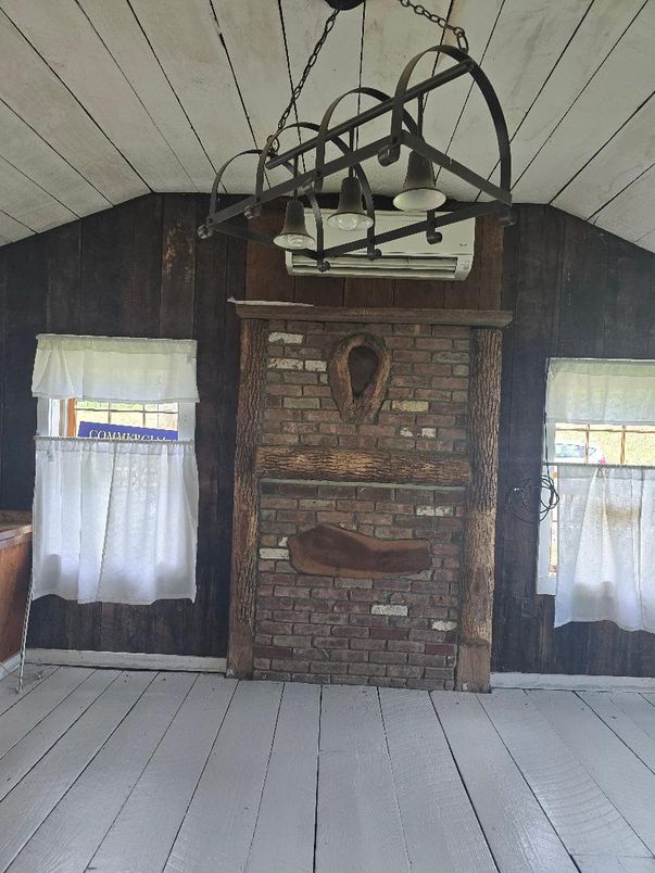 Fireplace, Interior