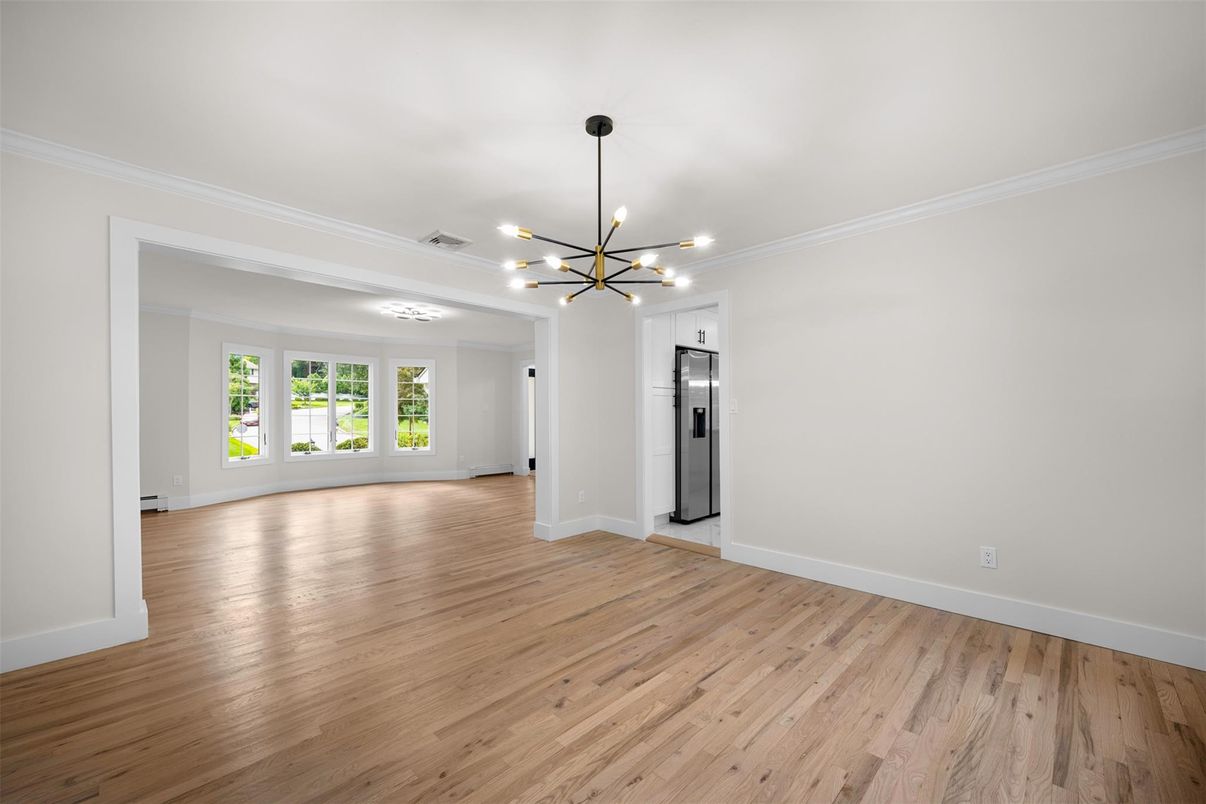 Empty room, Interior, Pendant Lights, Wood Texture Flooring