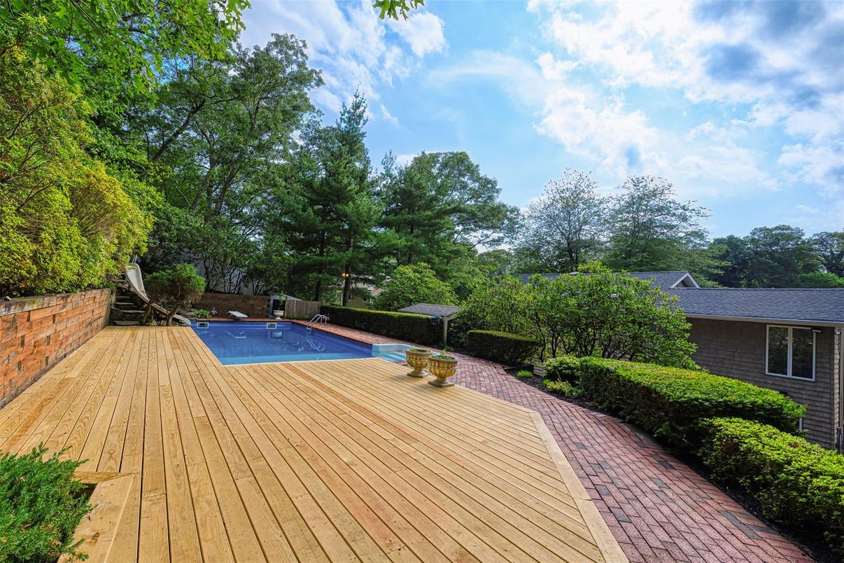 Exterior, Hot Tub, Pool