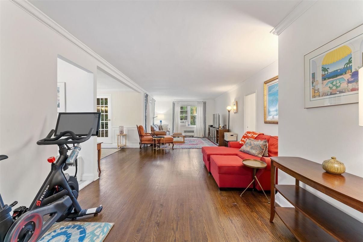 Dining room, Fitness Equipment, Interior, Living room, Wood Texture Flooring
