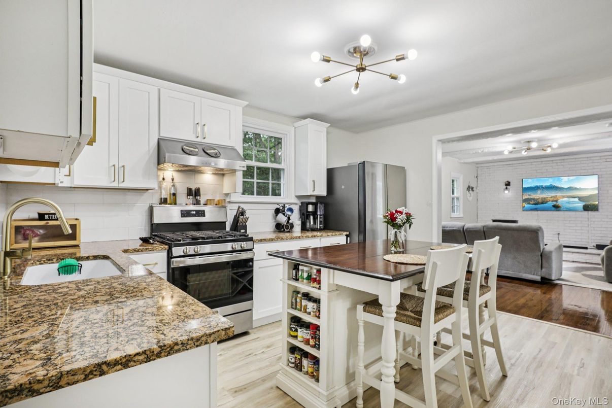 Interior, Kitchen, Living room, Stainless Steel Appliances, Wood Texture Flooring