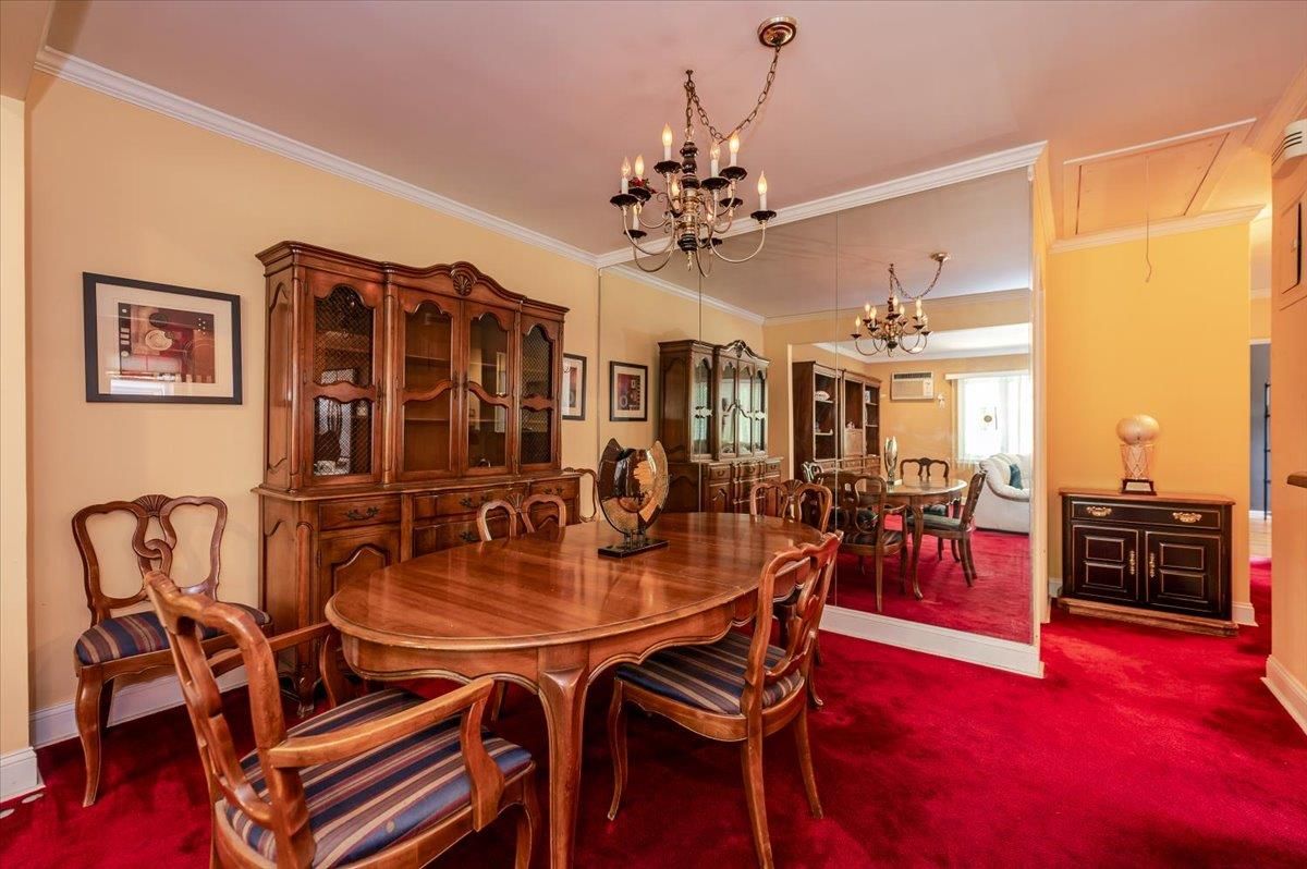 Chandelier, Dining room, Interior