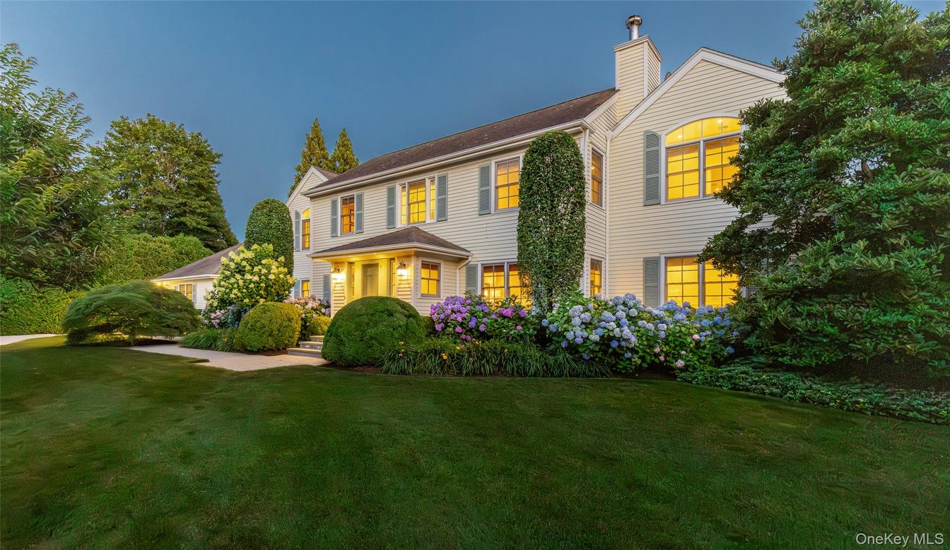 Attached, Backyard, Exterior, Facade, Georgian