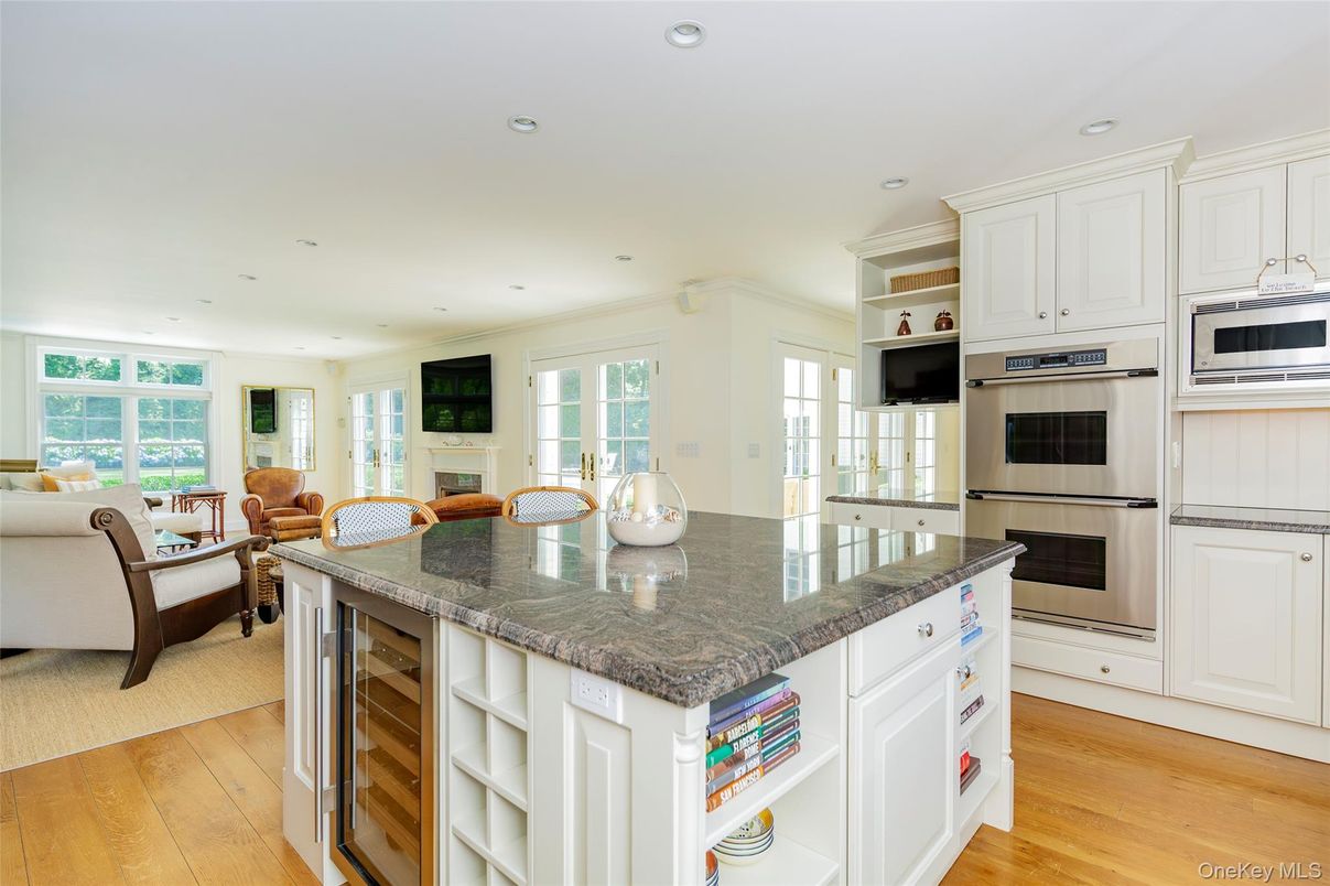 Interior, Kitchen, Living room, Recessed Lighting, Stainless Steel Appliances, Wood Texture Flooring