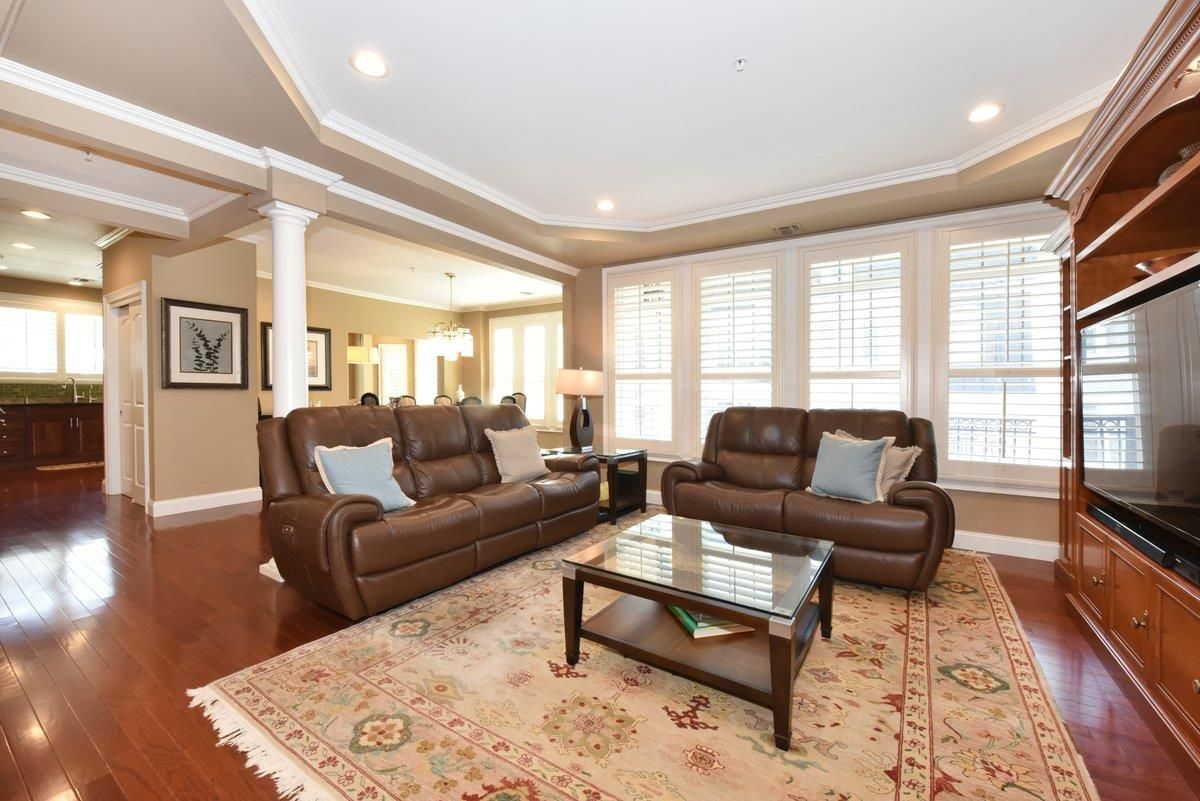 Chandelier, Interior, Living room, Recessed Lighting, Wood Texture Flooring