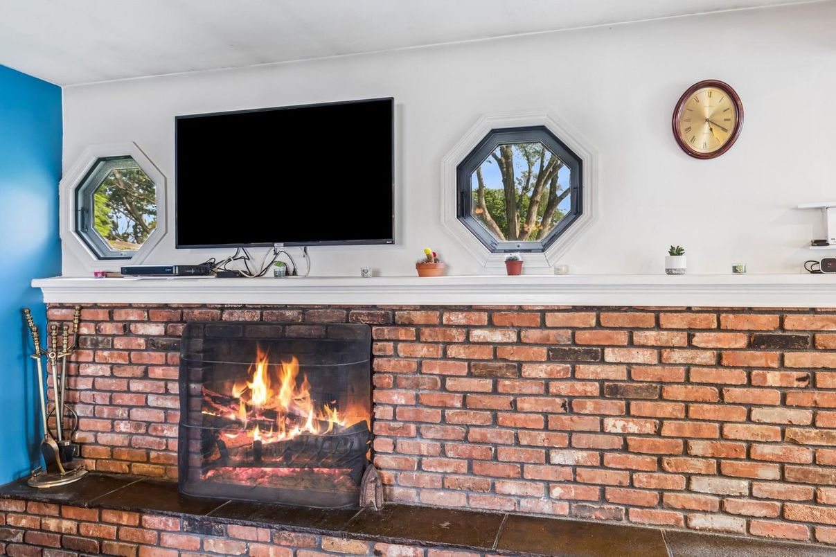 Fireplace, Interior