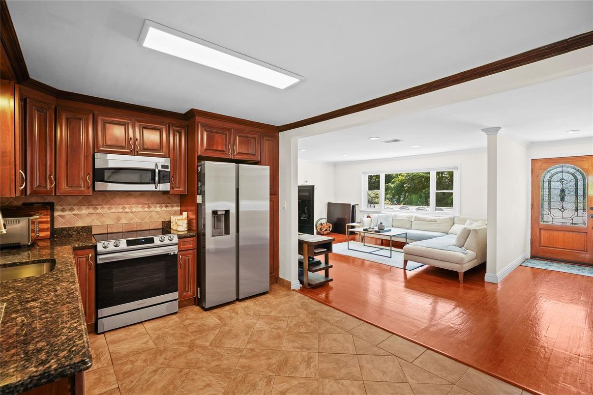 Interior, Kitchen, Living room, Recessed Lighting, Stainless Steel Appliances, Wood Texture Flooring