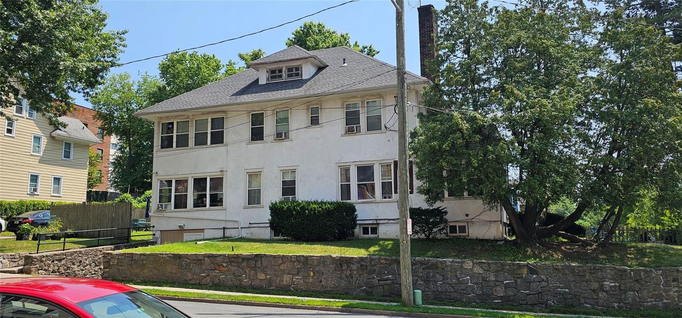 Exterior, Facade, Georgian