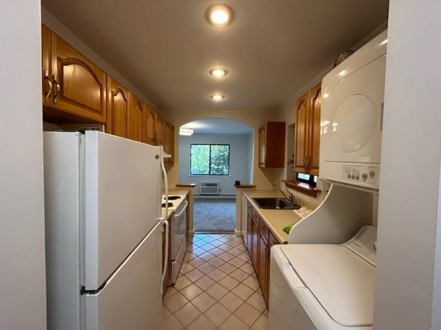 Interior, Kitchen, Recessed Lighting, Washer