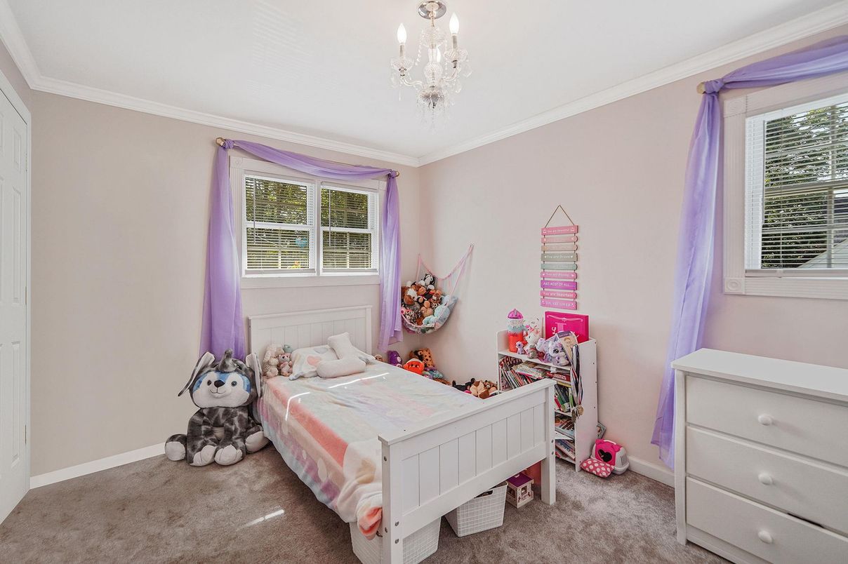 Bedroom, Chandelier, Interior