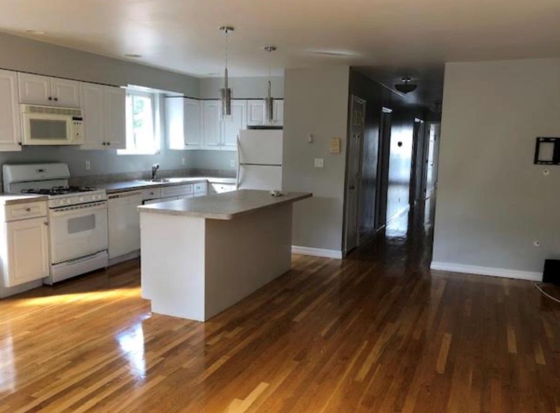 Interior, Kitchen, Pendant Lights, Wood Texture Flooring