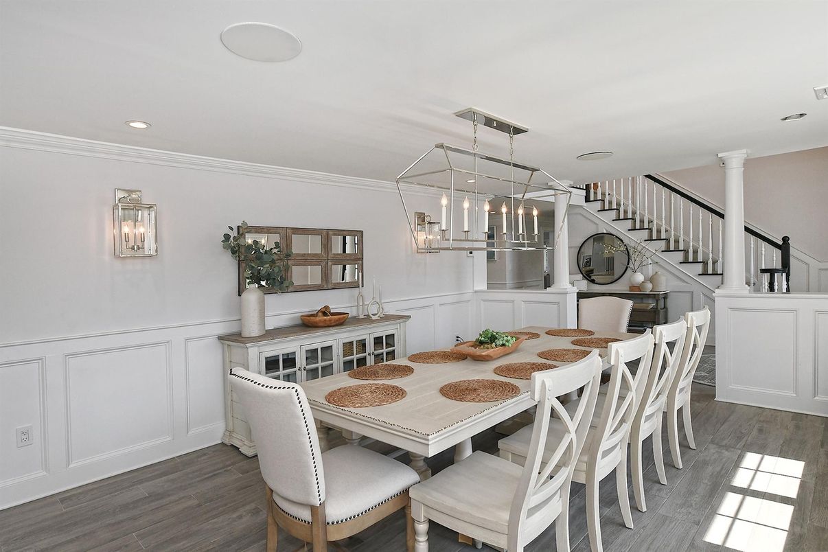 Dining room, Interior, Pendant Lights, Recessed Lighting, Wood Texture Flooring