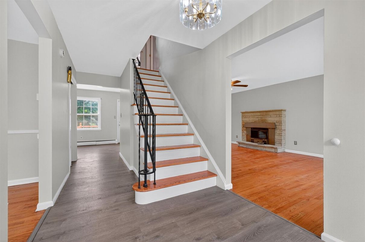 Fireplace, Interior, Pendant Lights, Wood Texture Flooring