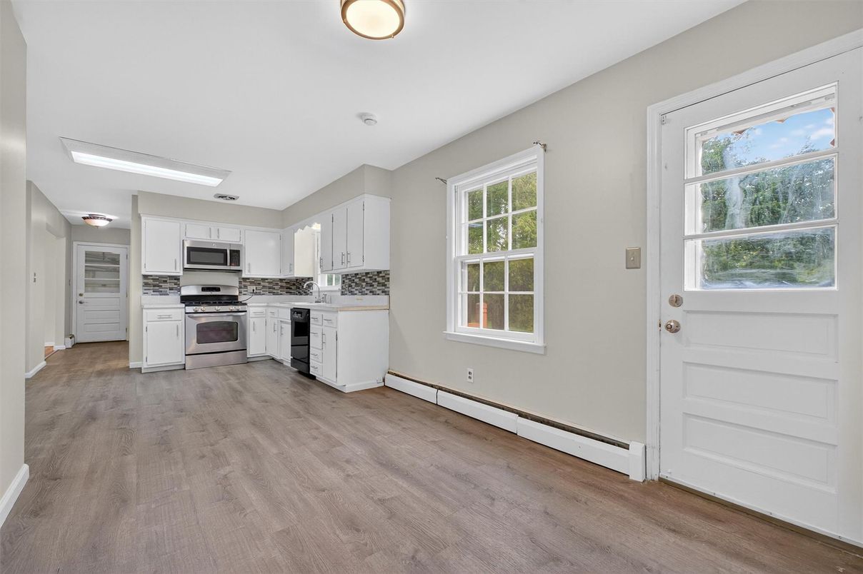 Interior, Kitchen, Stainless Steel Appliances, Wood Texture Flooring