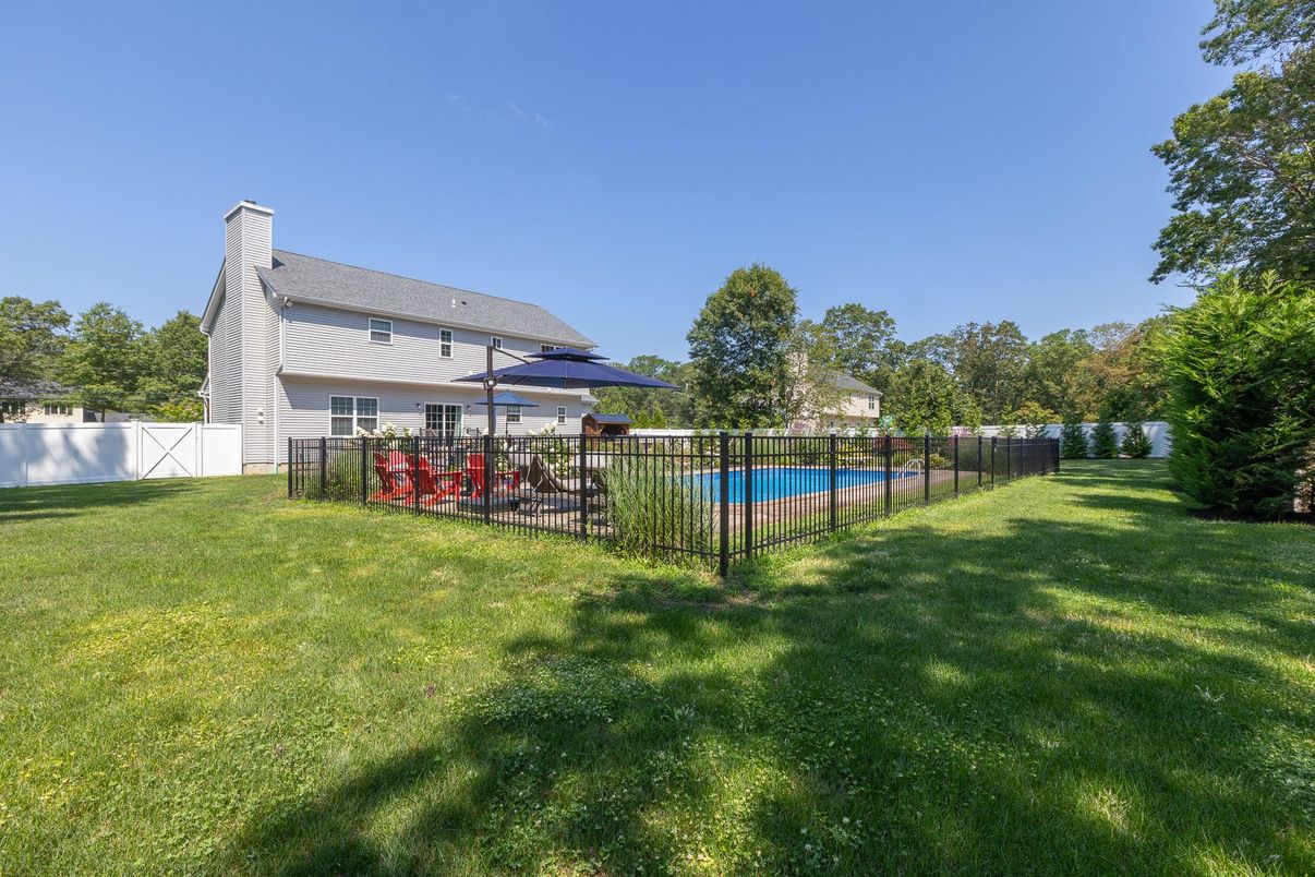 Backyard, Exterior, Pool