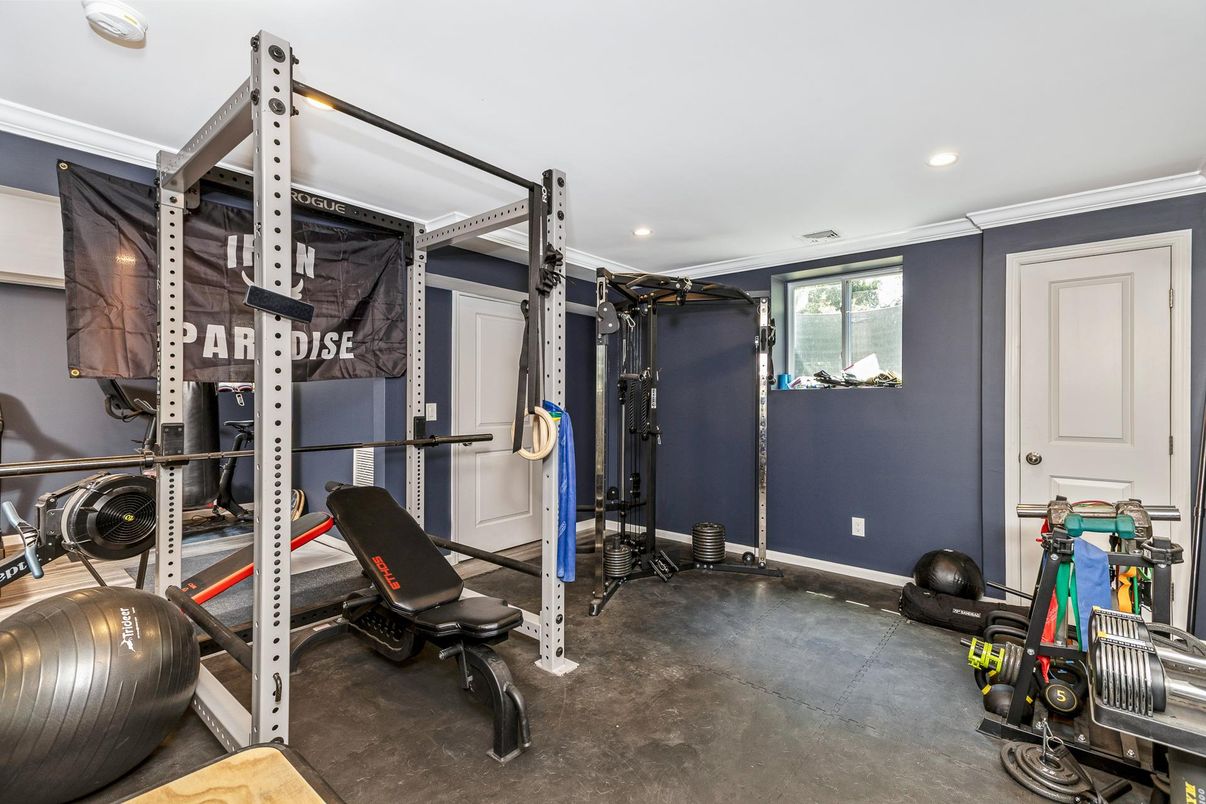 Fitness Equipment, Interior, Recessed Lighting