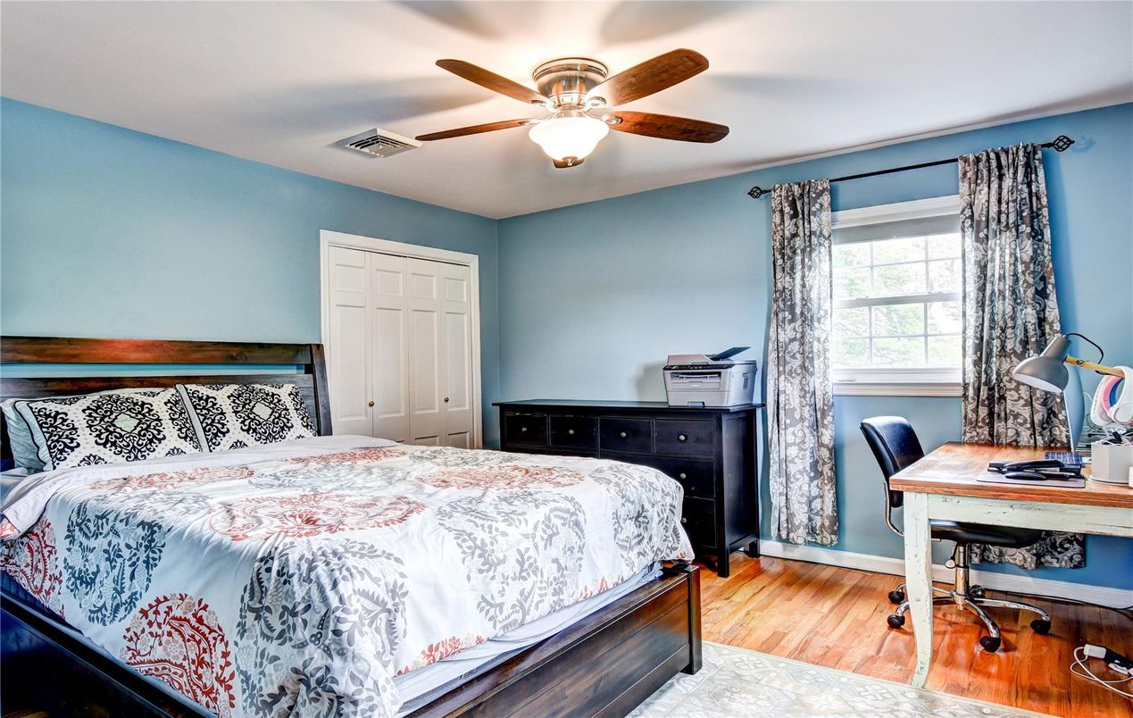 Bedroom, Home Office, Interior, Wood Texture Flooring