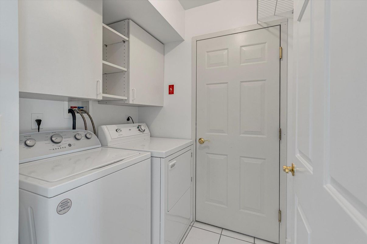 Interior, Utility Closets, Washer