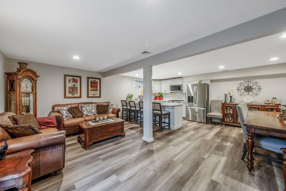 Dining room, Interior, Kitchen, Living room, Recessed Lighting, Stainless Steel Appliances, Wood Texture Flooring