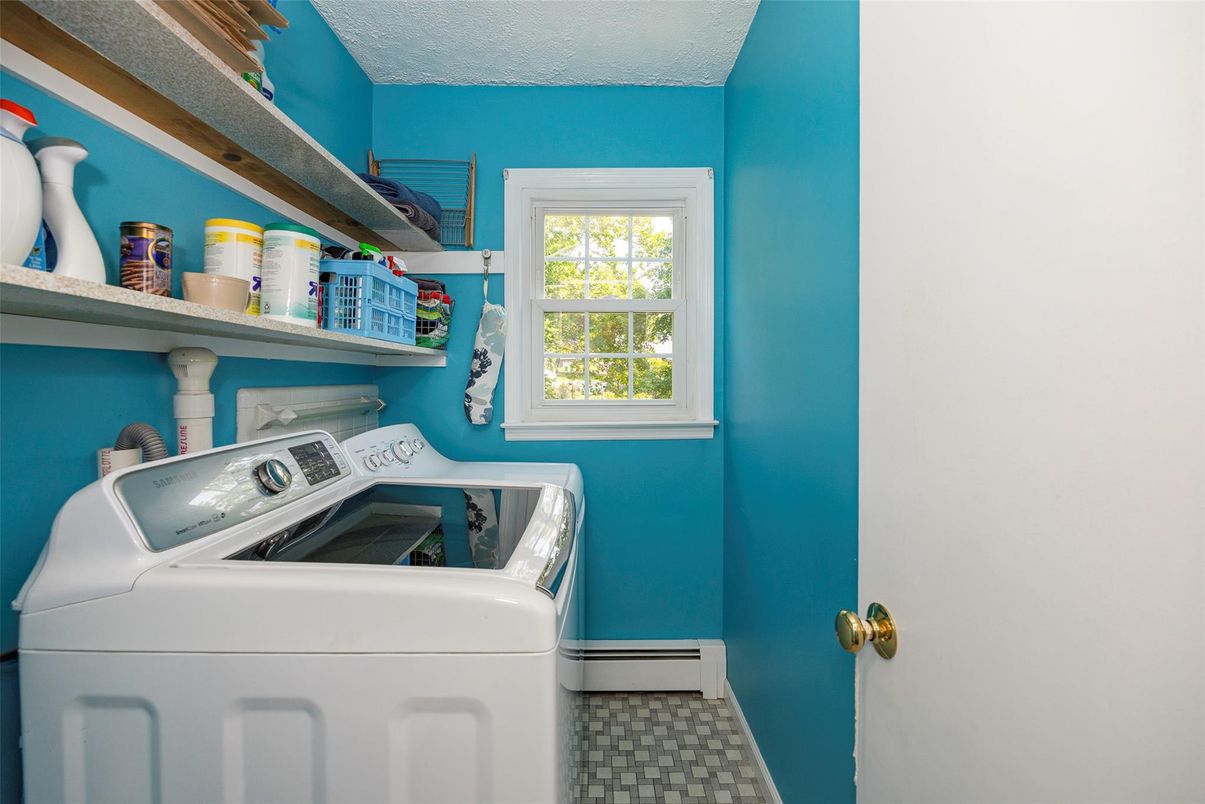 Interior, Washer