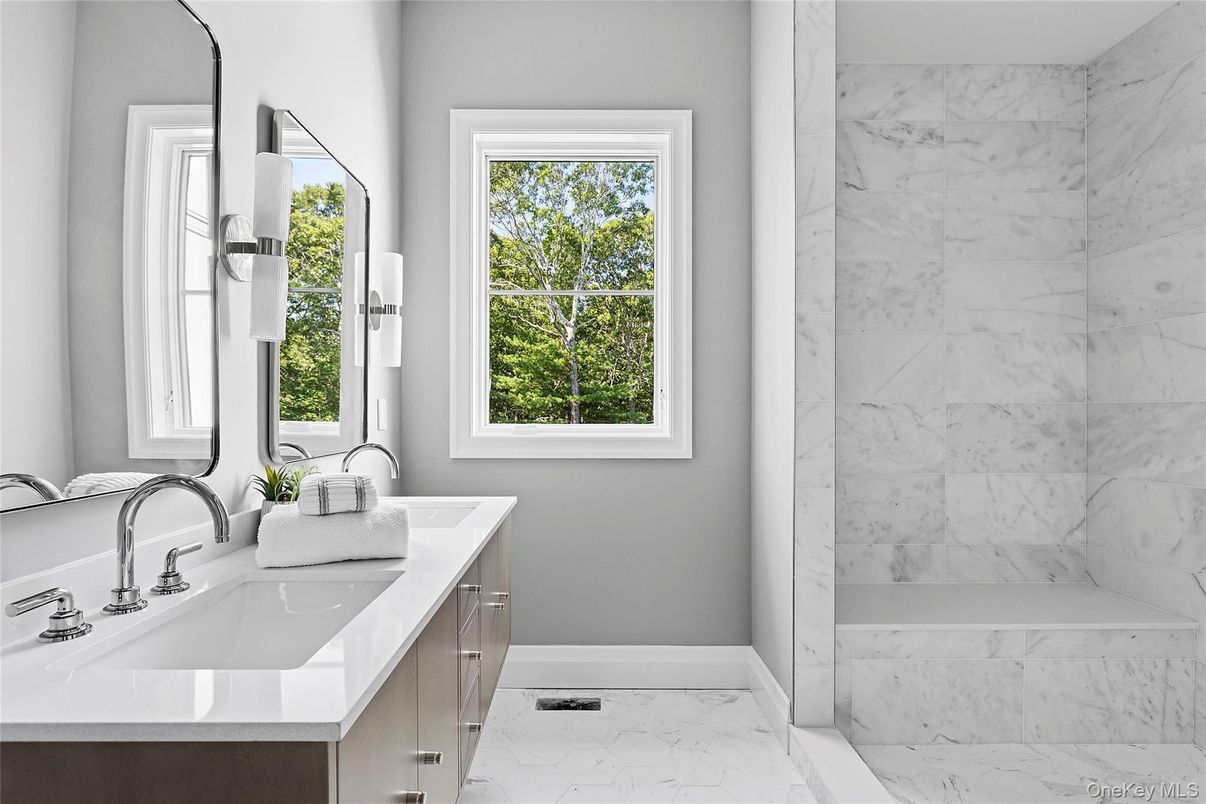 Bathroom, Interior, Marble, Marble Walls