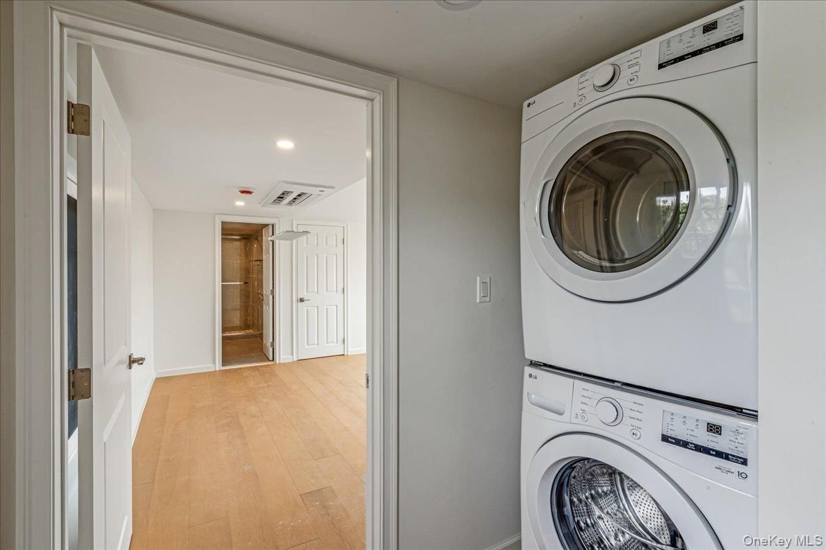 Interior, Recessed Lighting, Utility Closets, Washer, Wood Texture Flooring